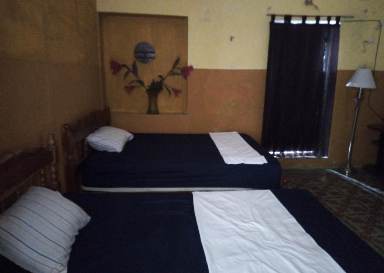 Cuartos Y Hostal Jaqueline Campeche Exterior photo